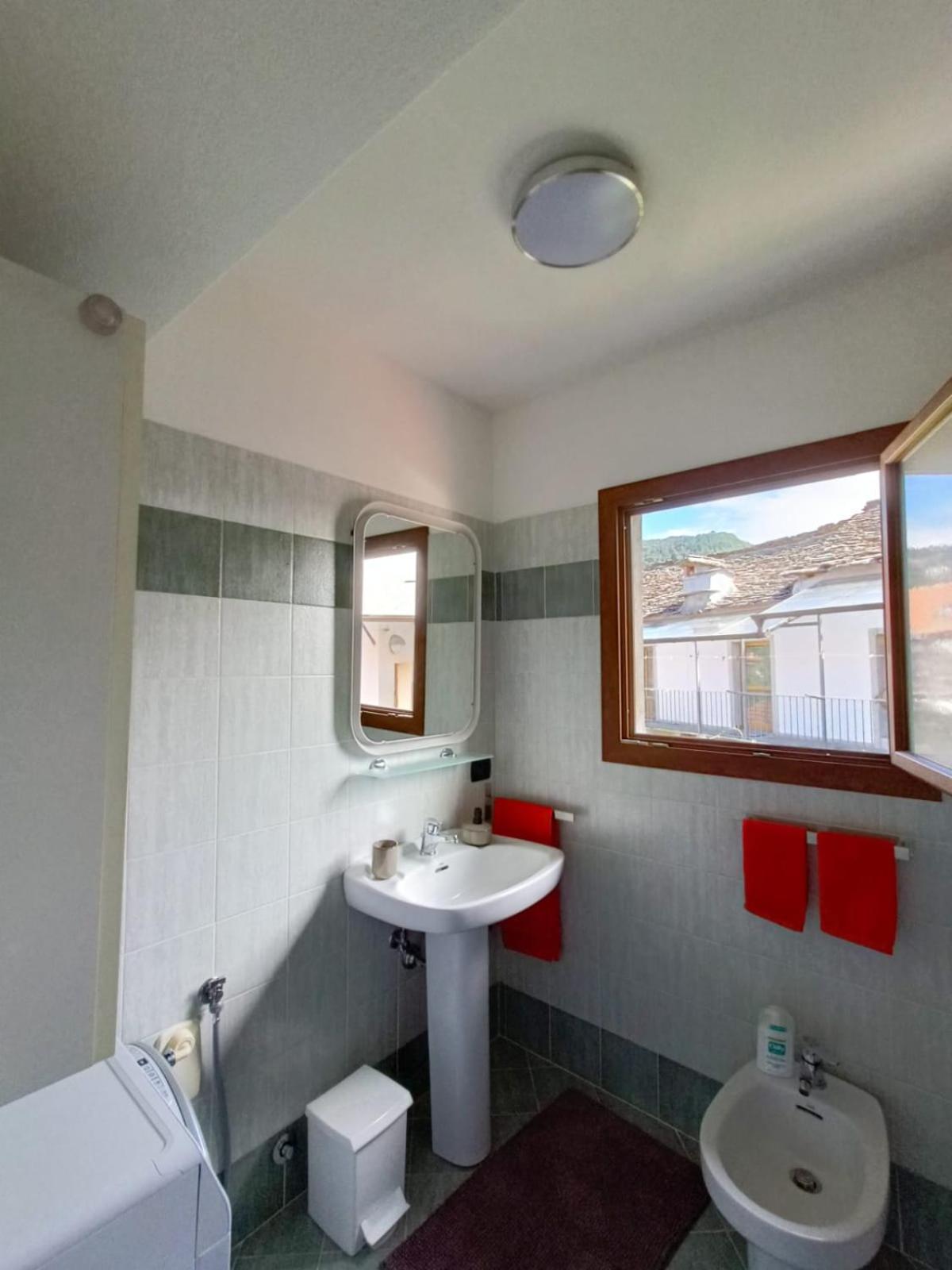 Tranquil Heaven Antoliva Apartman Verbania Kültér fotó