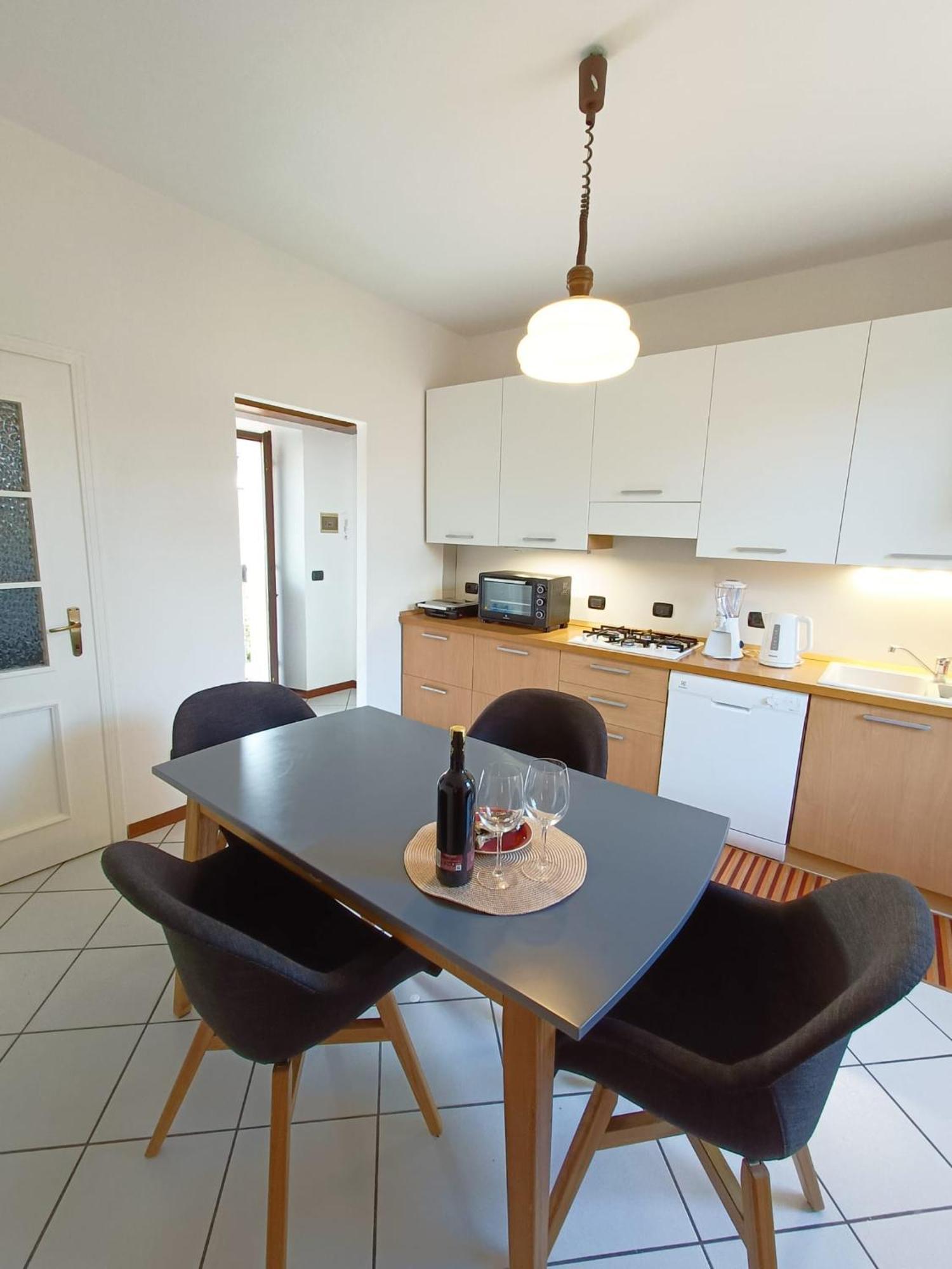 Tranquil Heaven Antoliva Apartman Verbania Kültér fotó